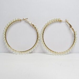1.5” Pearl Gold High Fashion Hoop Earring Pair